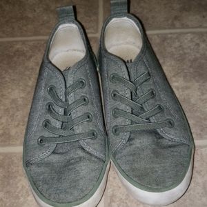 Toddler boy size 11.5 shoes